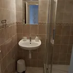Statek U Dubu Svojetin