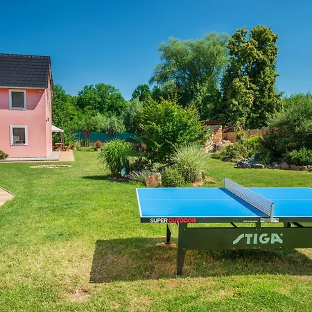 Pensión Statek U Dubu *