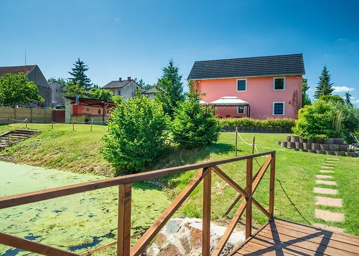 Statek U Dubu * Svojetin